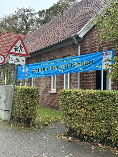 Verkehr_vor_schule
